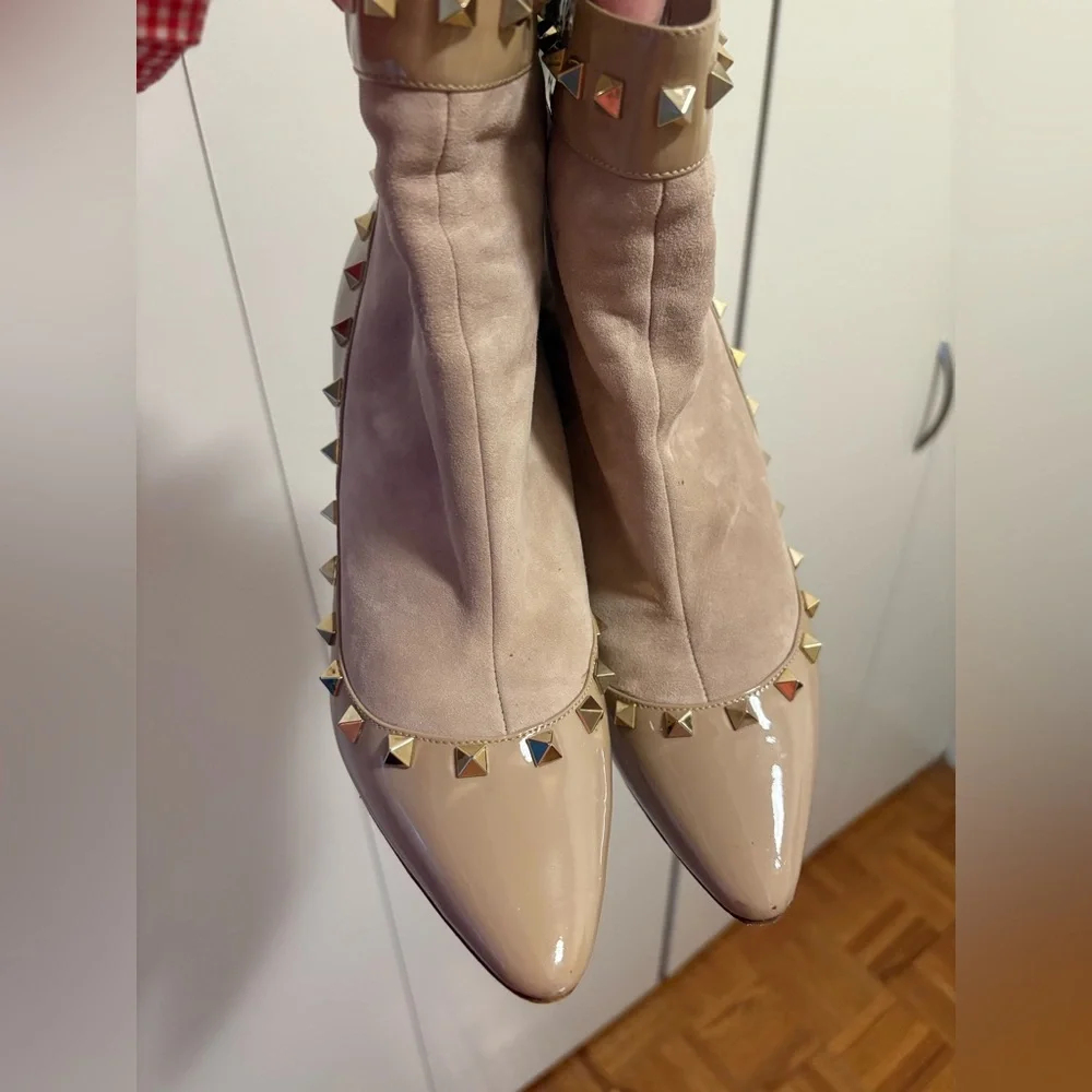 VALENTINO Garavani rockstud booties 38.5 preowned with box size 8.5 US - Picture 14 of 16